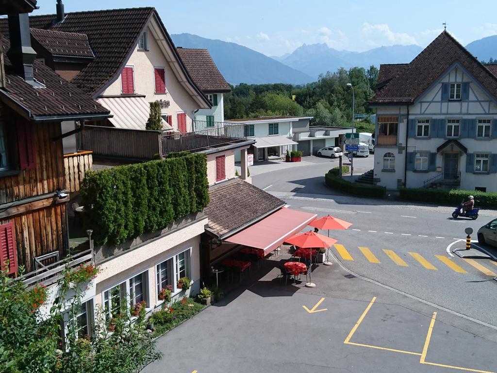 Gasthaus Zum Ochsen Neuhaus ภายนอก รูปภาพ
